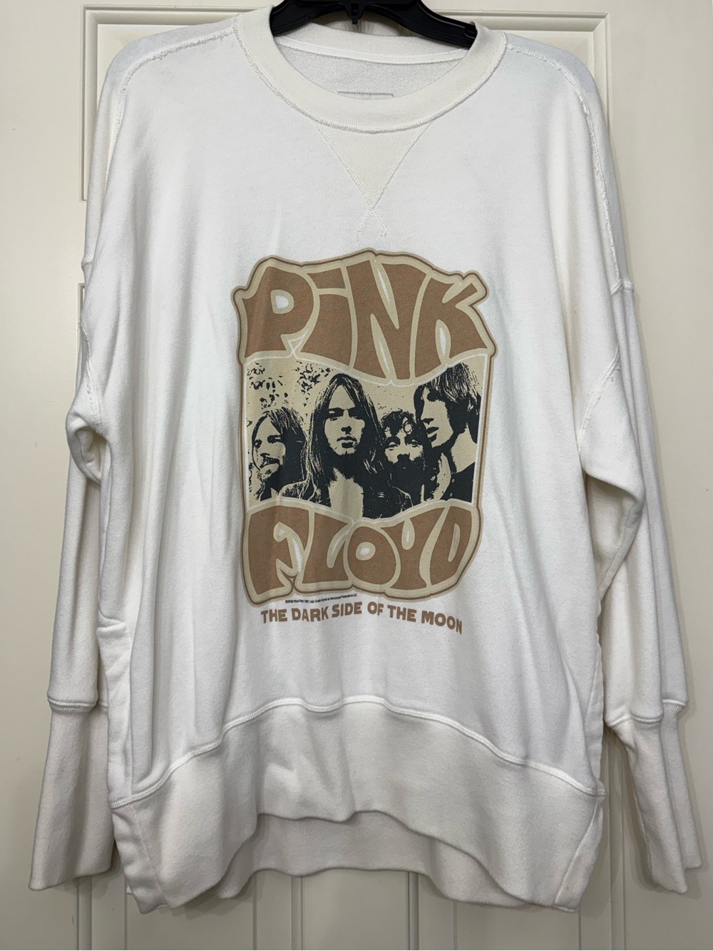 Abercrombie & Fitch Off-White Soft A&F Crewneck Sweatshirt PINK FLOYD**